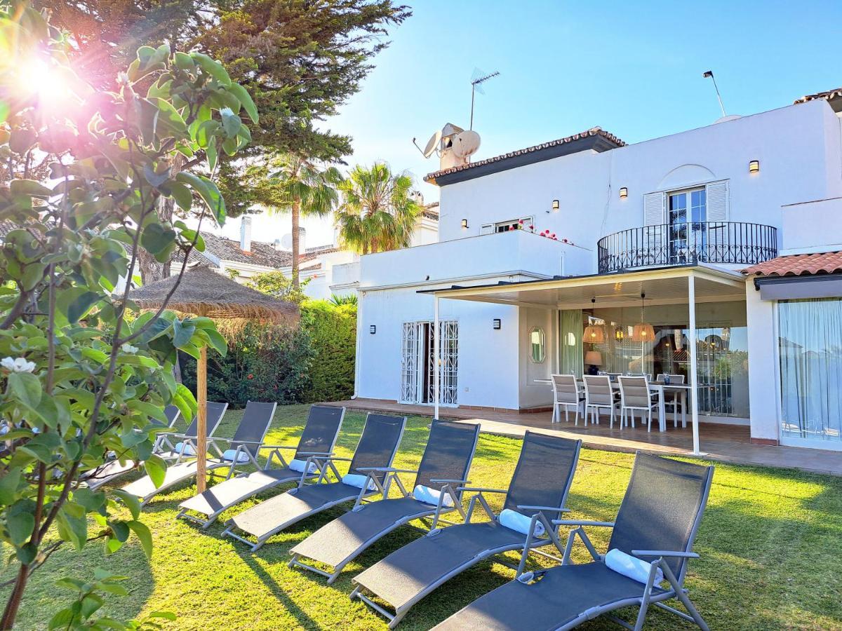 Lirios Village Marbella Exterior photo